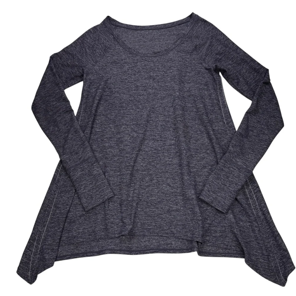 Lululemon Rehearsal Long Sleeve top, 6/8.